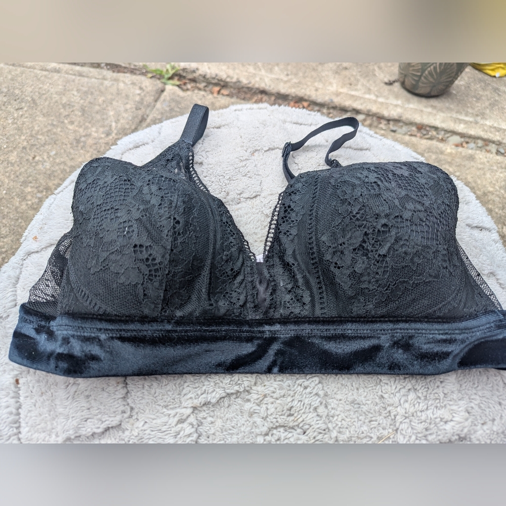 NWOT Women's Auden Black Velvet Bralette Size XL